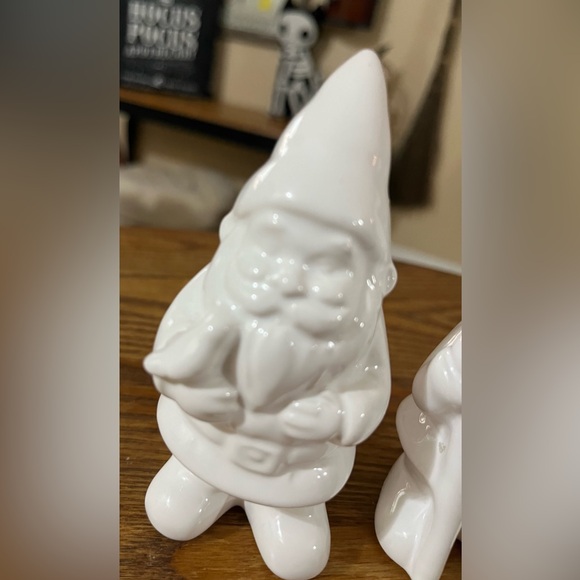 Set of 2 Ceramic Gnome Figurines - White Ceramic - Gnome Figurines - Picture 3 of 6